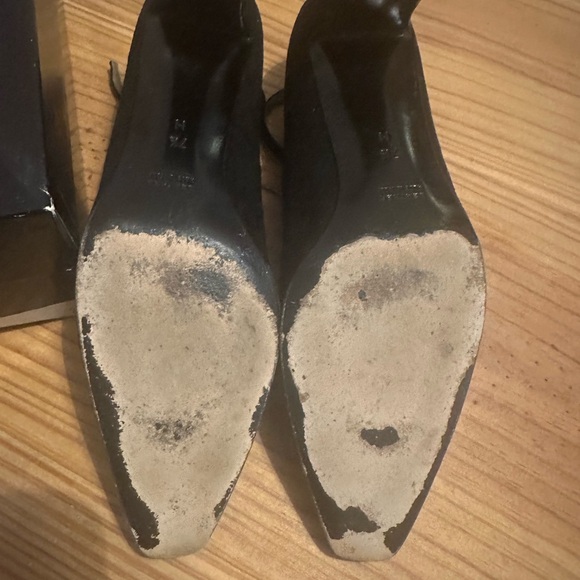 Yves Saint Laurent Black Vintage Suede Pumps - Picture 4 of 12